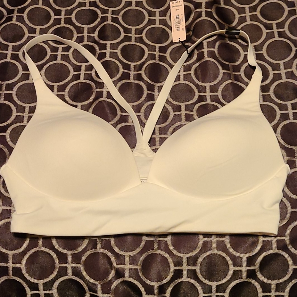 VICTORIA SECRET BRA